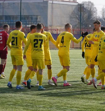 «Буковина» розгромила «Минай» у контрольному матчі